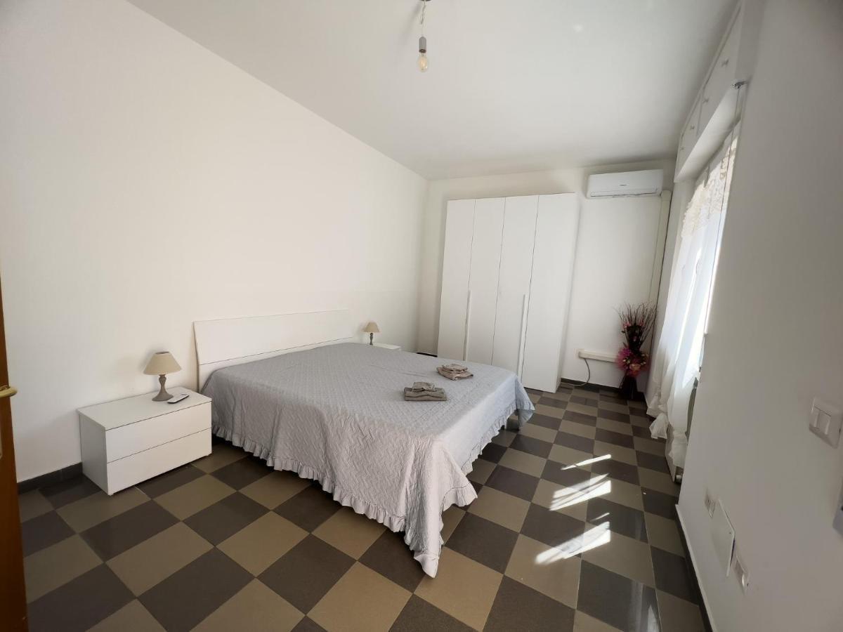 Casa Vacanze La Dimora Allegra Ladispoli Exteriör bild